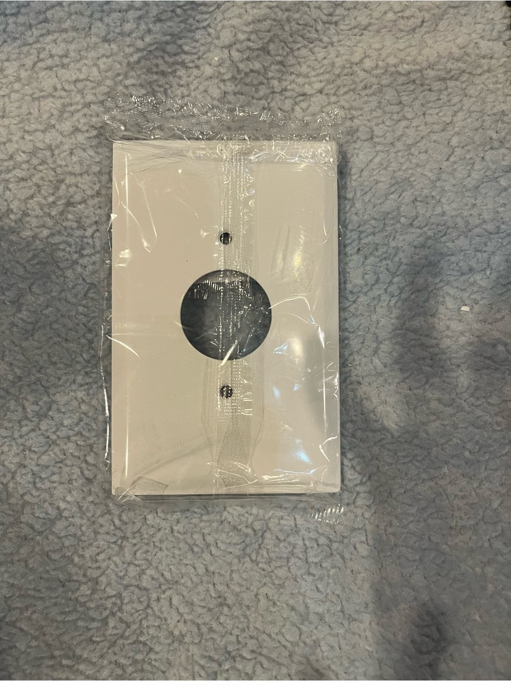 Standard 1 Gang Single Outlet Plate Cover